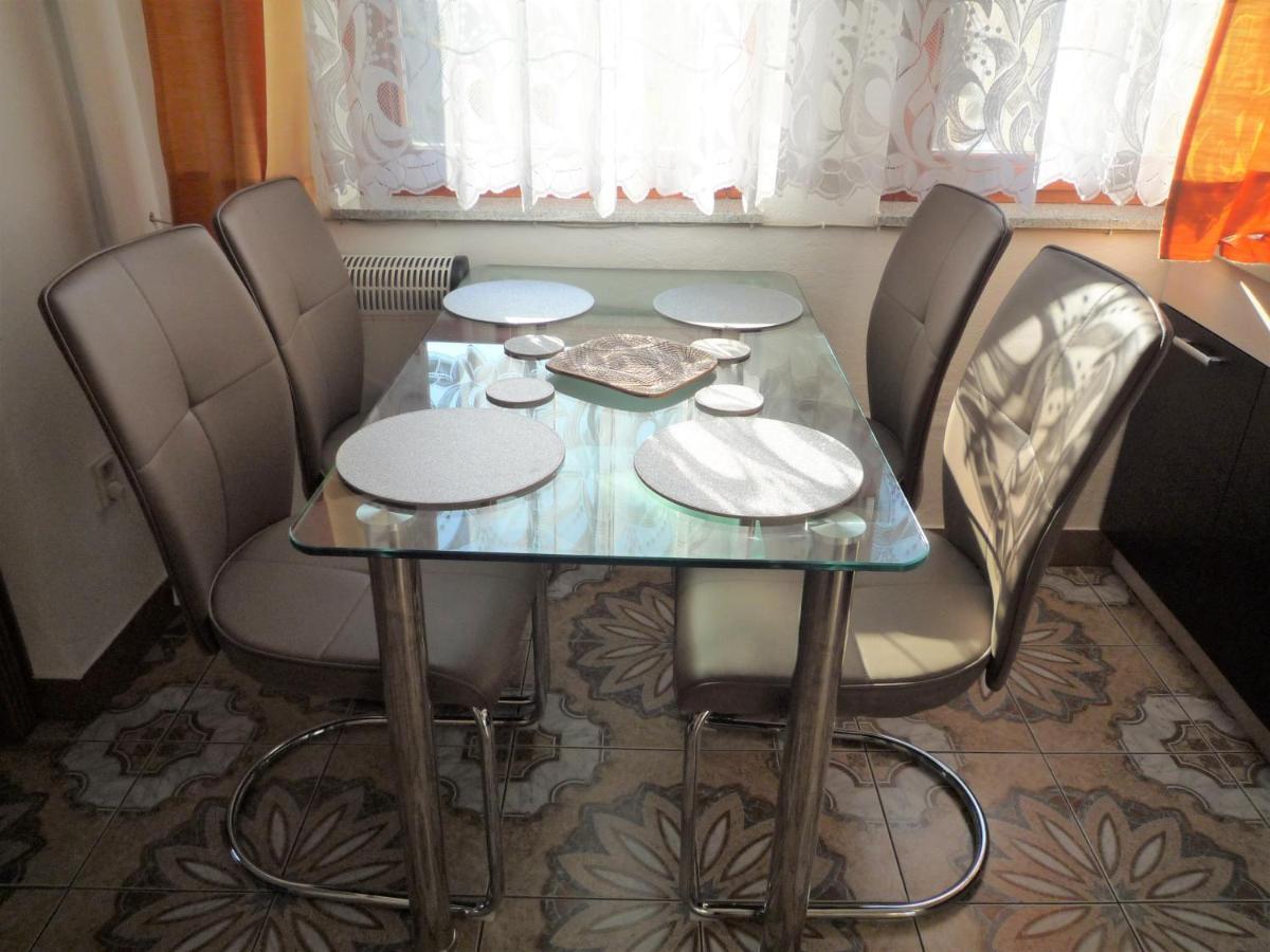 Penzion Pohoda - Apartmany 耶塞尼克 外观 照片